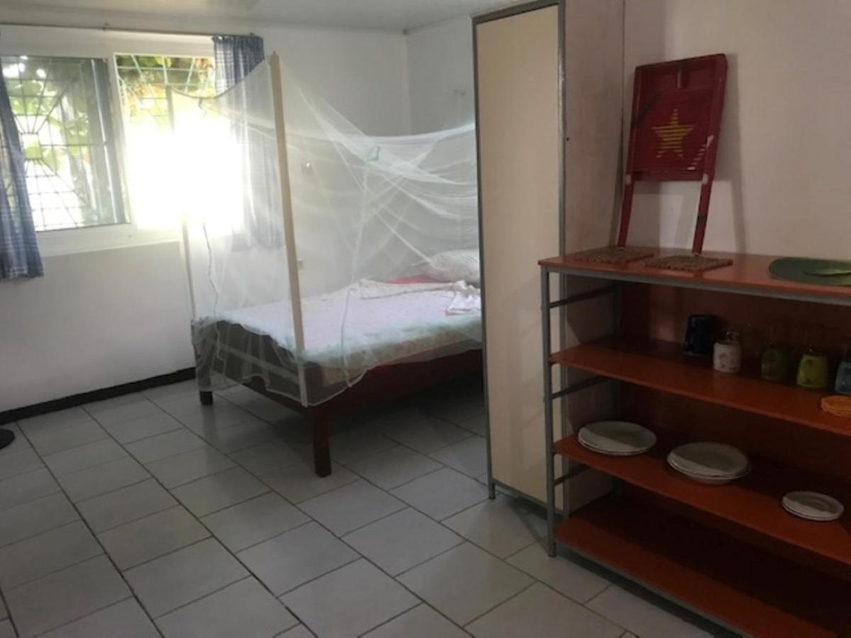 Unu Pikin Guesthouse Paramaribo Ngoại thất bức ảnh