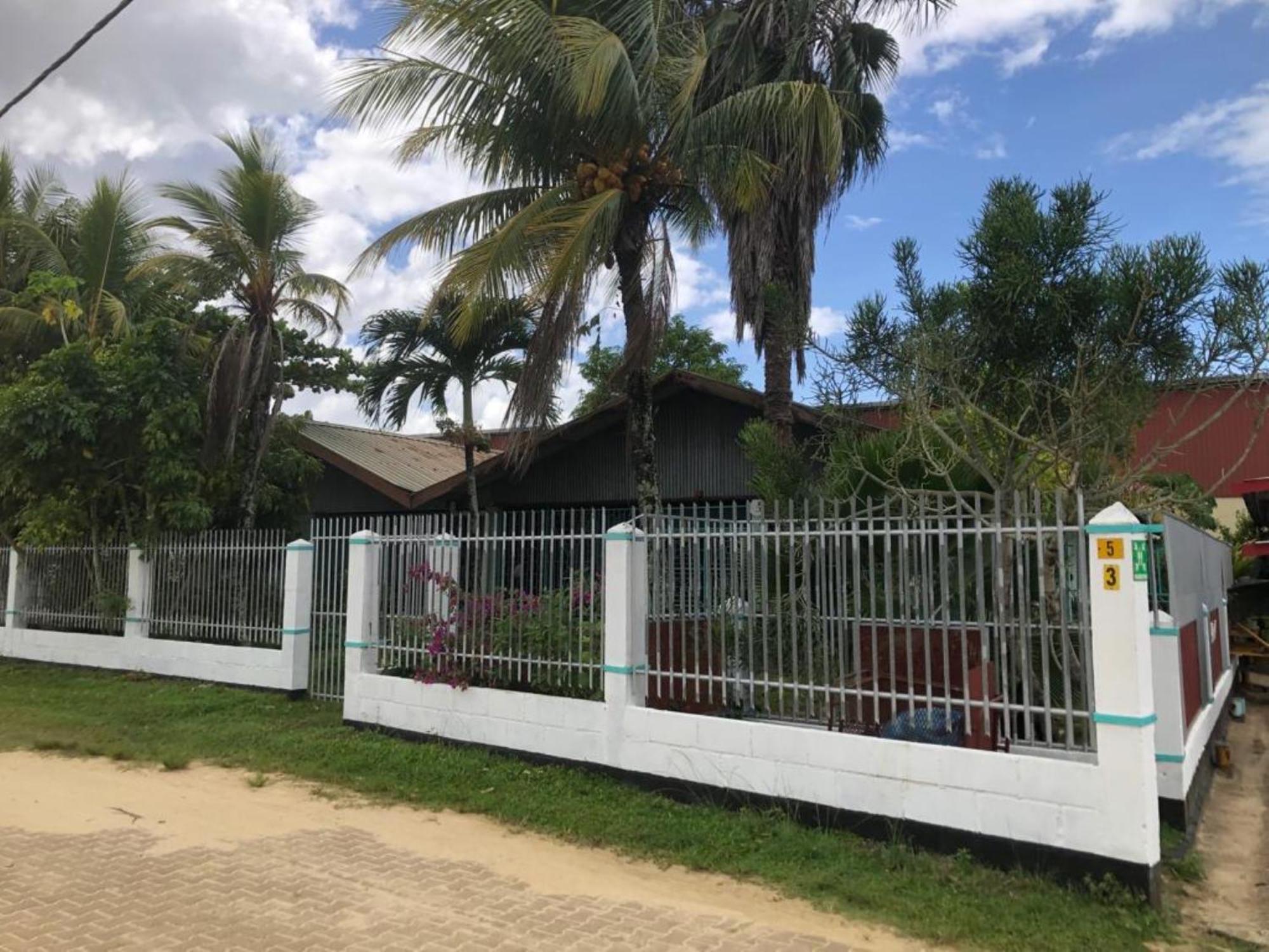 Unu Pikin Guesthouse Paramaribo Ngoại thất bức ảnh